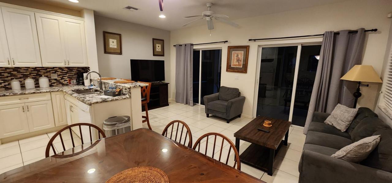 Right Direction Rentals Port St. Lucie Buitenkant foto